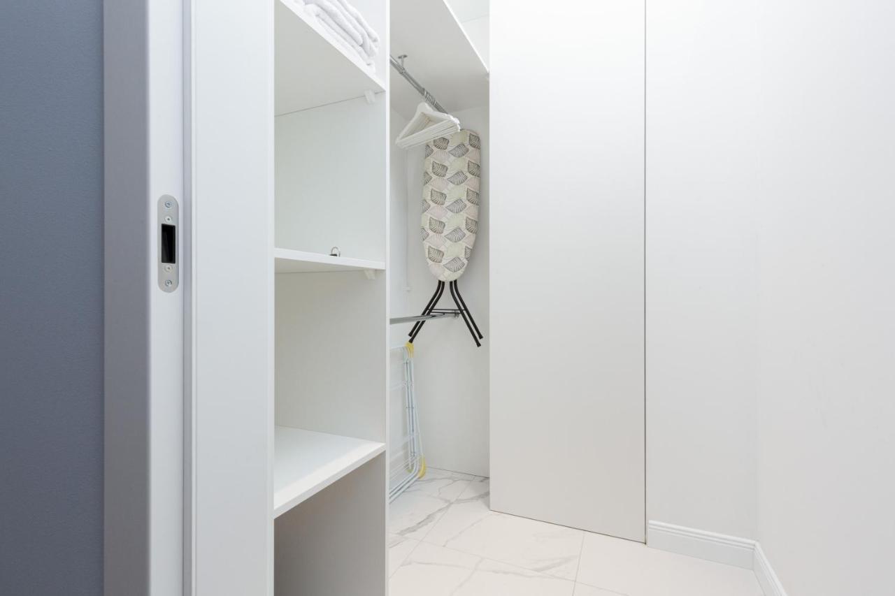 ורשה Lux Golden Apartment Praga Kepna By Renters Prestige מראה חיצוני תמונה